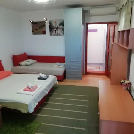 Apartman Nina *